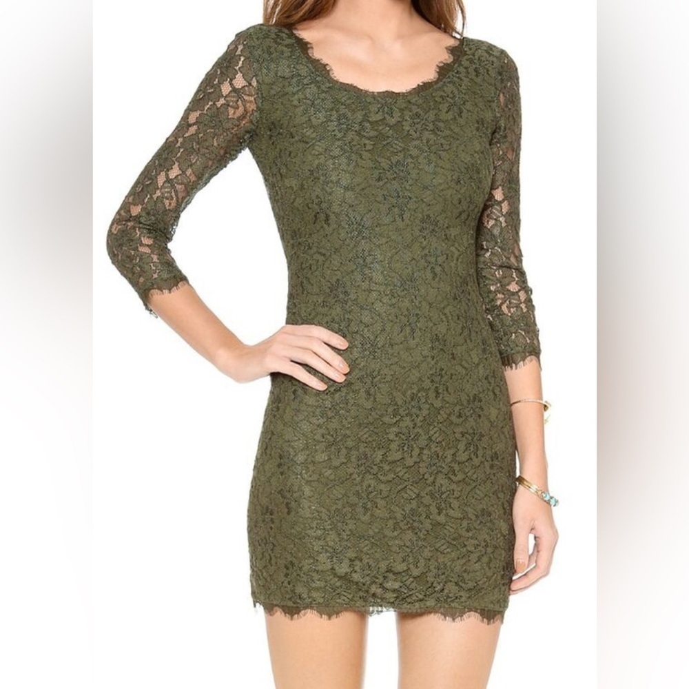 Diane Von Furstenberg Zarita Lace Dress size 10
